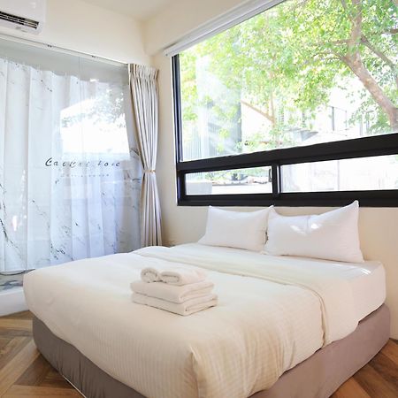 Yes Yes I Am Willing Apartment Tainan Luaran gambar